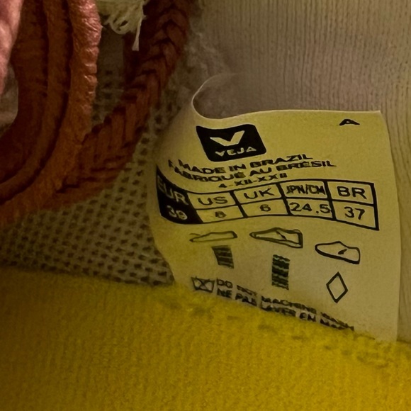 Veja Fitz Roy Trek Shell Sneakers in Gravel Pierre - Picture 10 of 10